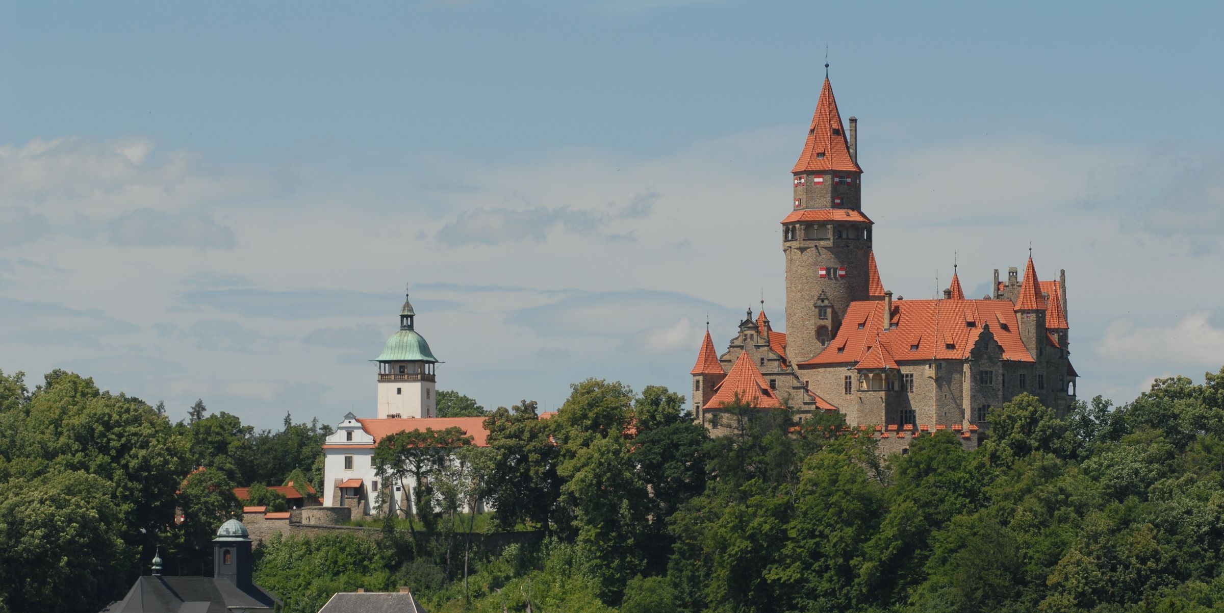 Vydejte se s námi na Hrad Bouzov